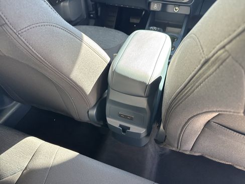 New 2026 Ford Maverick XL image 12