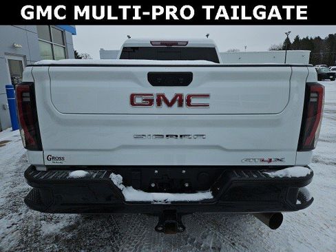 Certified 2024 GMC Sierra 2500 AT4X image 7