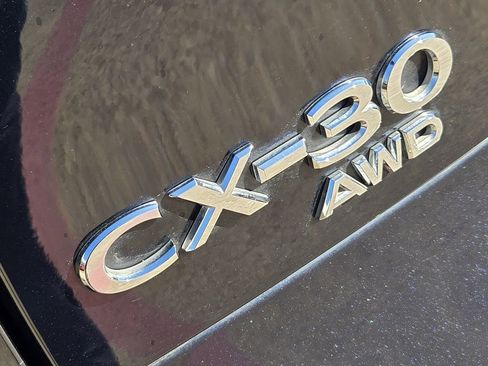 Certified 2023 MAZDA CX-30 AWD 2.5 S w/ Preferred Package image 11