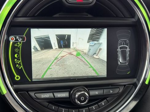 Used 2018 MINI Cooper S FWD image 18