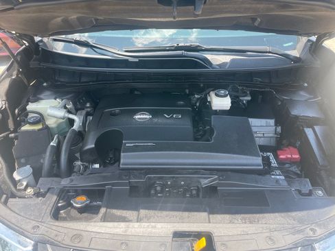 Used 2020 Nissan Murano Platinum FWD image 12