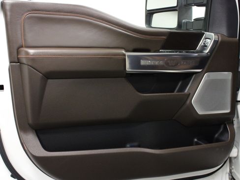 Used 2024 Ford F250 King Ranch w/ Chrome Package image 11