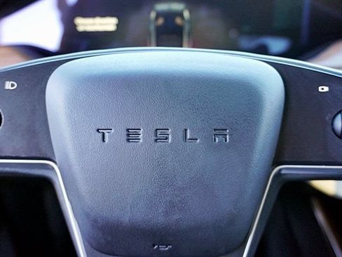 Used 2023 Tesla Model X AWD/4WD image 42