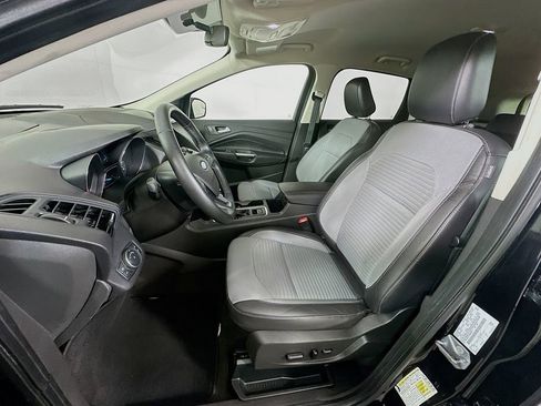 Used 2019 Ford Escape SE image 20