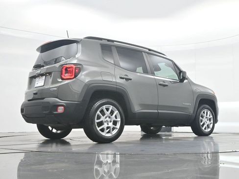 Used 2021 Jeep Renegade Latitude w/ Luxury Group I AWD/4WD image 31