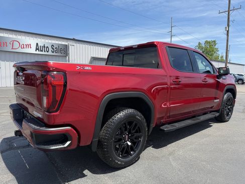 Used 2024 GMC Sierra 1500 Elevation w/ Elevation Premium Package AWD/4WD image 8