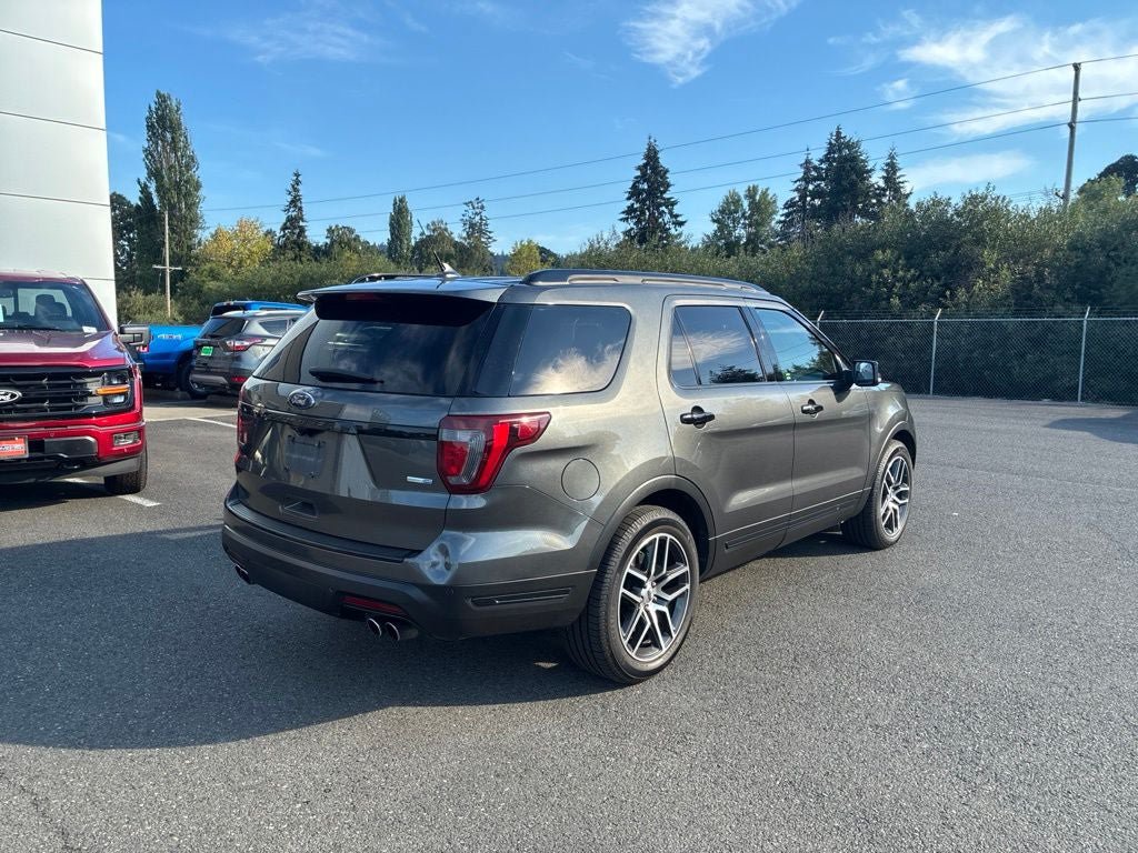 Used 2018 Ford Explorer Sport w/ Equipment Group 401A AWD/4WD image 4