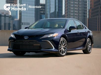 Used 2024 Toyota Camry SE