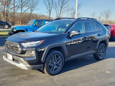 Certified 2024 Toyota RAV4 Adventure image 3