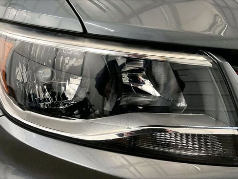 Used 2022 Chevrolet Colorado LT w/ LT Convenience Package image 27