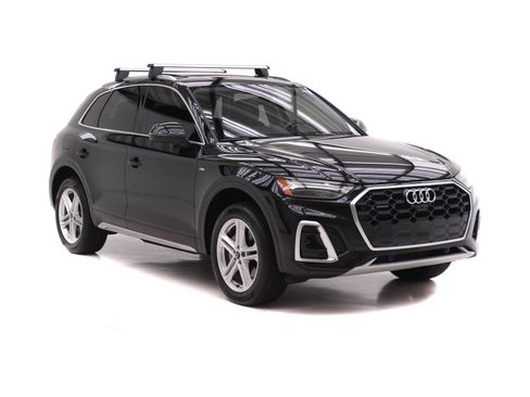 Certified 2024 Audi Q5 e Premium Plus w/ Premium Plus Package AWD/4WD image 2