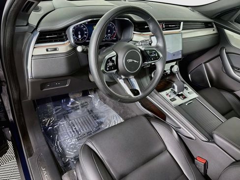 Used 2026 Jaguar F-PACE R-Dynamic S AWD/4WD image 9