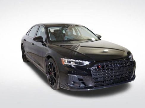 Used 2023 Audi S8 image 10