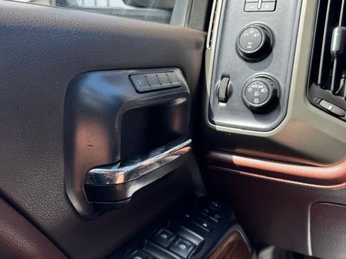 Used 2015 Chevrolet Silverado 2500 High Country w/ Duramax Plus Package AWD/4WD image 22