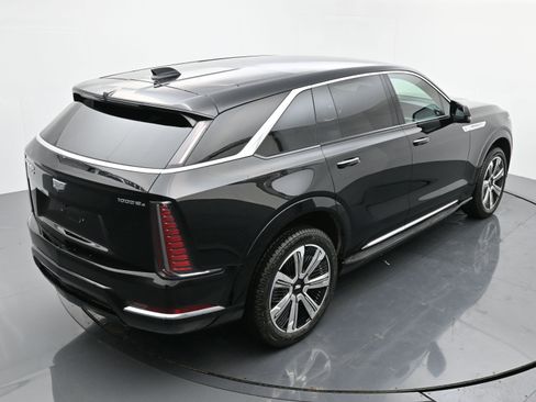 New 2025 Cadillac Escalade IQ Luxury 2 image 27