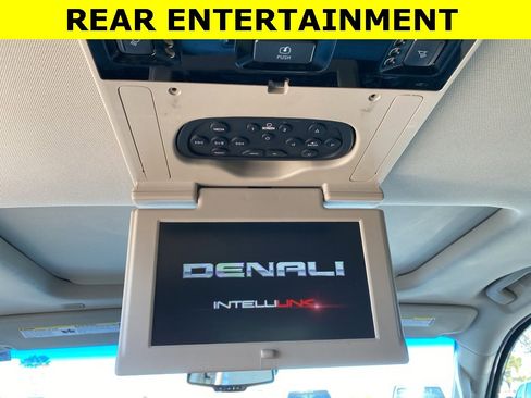 Used 2019 GMC Yukon Denali w/ Open Road Package image 11