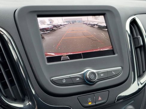 Certified 2024 Chevrolet Equinox RS w/ LPO, Floor Liner Package image 18