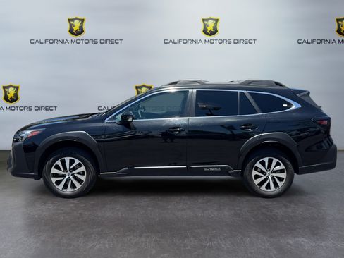 Used 2023 Subaru Outback Premium AWD/4WD image 2