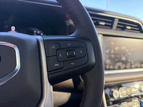 Used 2023 GMC Yukon Denali image 41