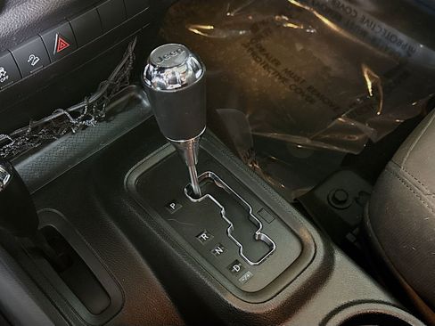 Used 2017 Jeep Wrangler Unlimited Sport w/ Quick Order Package 24S image 19