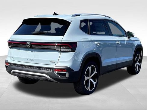 New 2025 Volkswagen Taos SEL image 16