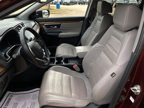 Used 2018 Honda CR-V Touring image 10