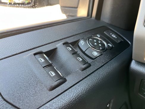 Used 2022 Ford F250 Lariat w/ Lariat Ultimate Package image 35