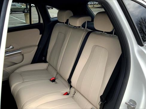 New 2025 Mercedes-Benz GLA 250 GLA 250 image 12