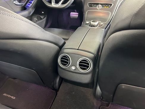 Used 2019 Mercedes-Benz C 300 Sedan image 11