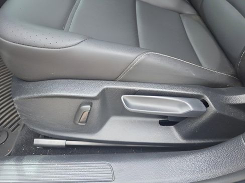 Used 2015 Volkswagen Golf TDI S FWD image 18