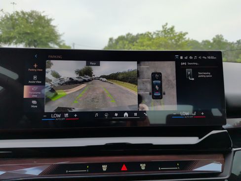 New 2027 BMW i5 M60 w/ M Sport Package AWD/4WD image 18