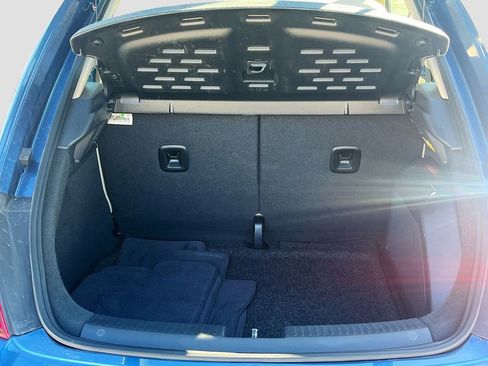Used 2019 Volkswagen Beetle 2.0T SE w/ SE Premium Package FWD image 26