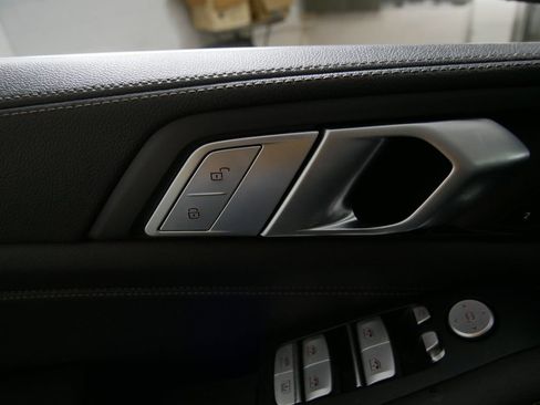 Used 2019 BMW X7 xDrive40i w/ Premium Package image 17