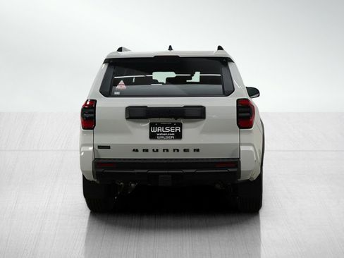 Used 2025 Toyota 4Runner SR5 image 6