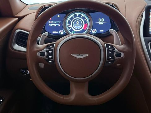 Used 2018 Aston Martin DB11 V12 RWD image 33