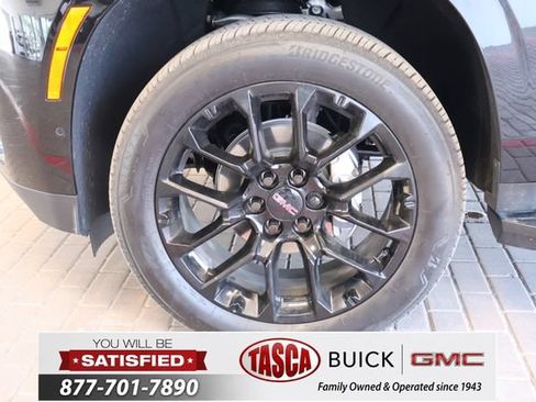 Used 2026 GMC Yukon Elevation AWD/4WD image 12