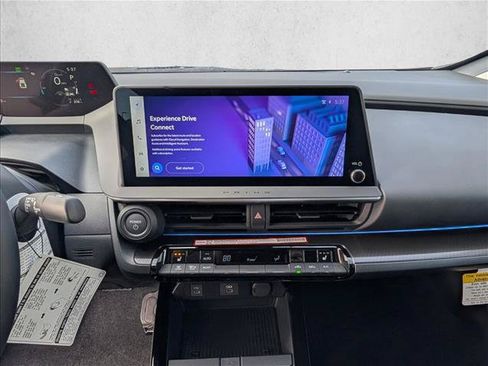 New 2026 Toyota Prius Plug-In Hybrid FWD image 13