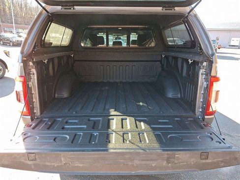 Used 2023 Ford F150 Lariat w/ Equipment Group 502A High image 29