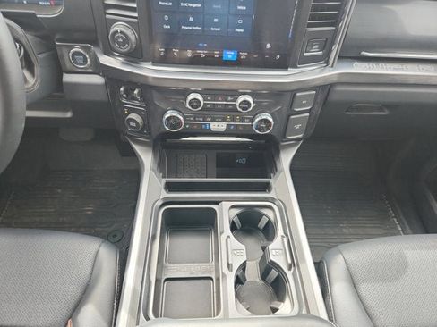 Used 2026 Ford F250 Lariat w/ Black Appearance Package AWD/4WD image 11
