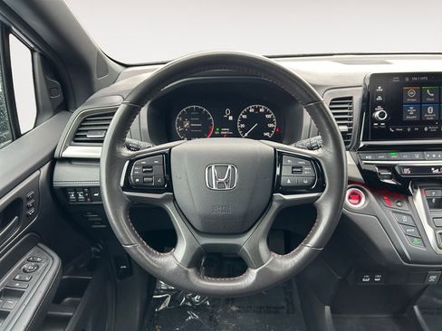 Used 2025 Honda Odyssey Sport-L image 15