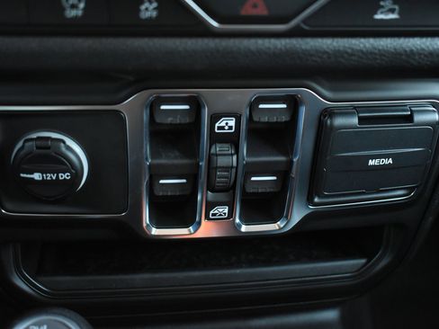 New 2026 Jeep Wrangler Unlimited Sport image 29