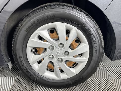 Used 2020 Hyundai Elantra SE w/ Cargo Package (C1) image 35