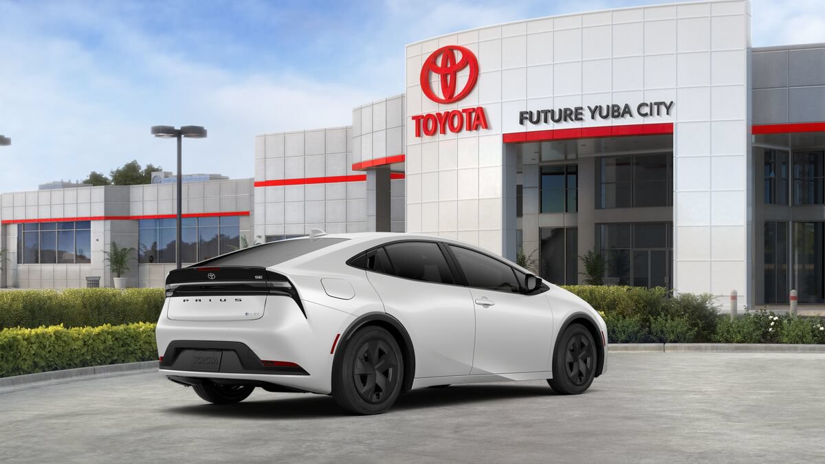 New 2027 Toyota Prius Plug-In Hybrid FWD image 12
