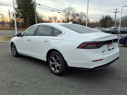 Used 2024 Honda Accord EX image 13