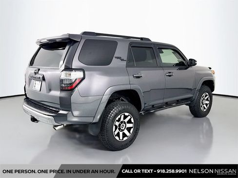 Used 2021 Toyota 4Runner TRD Off-Road Premium w/ Moonroof Package AWD/4WD image 5