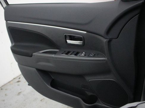 New 2026 Mitsubishi Outlander Sport ES image 15