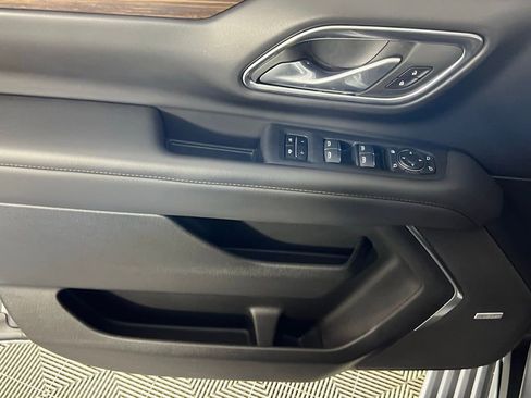 Used 2024 Chevrolet Tahoe High Country w/ Premium Package image 23