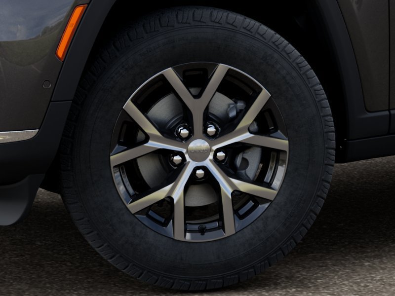 Used 2025 Jeep Grand Cherokee L Limited w/ Luxury Tech Group II AWD/4WD image 9