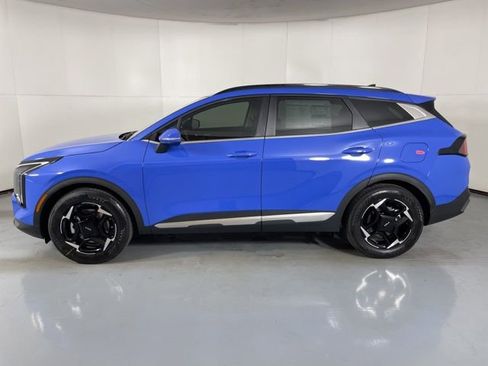 New 2026 Kia Sportage EX w/ EX Panorama Roof Package FWD image 5