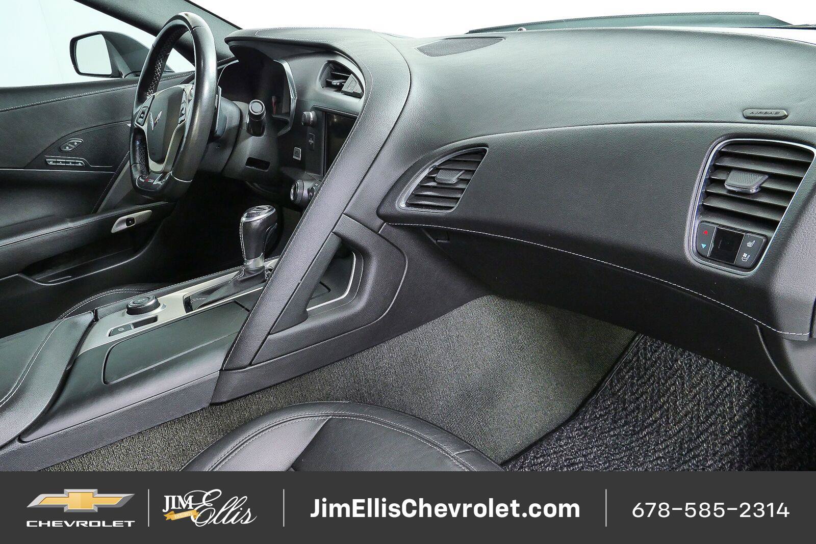 Used 2018 Chevrolet Corvette Z06 RWD image 17